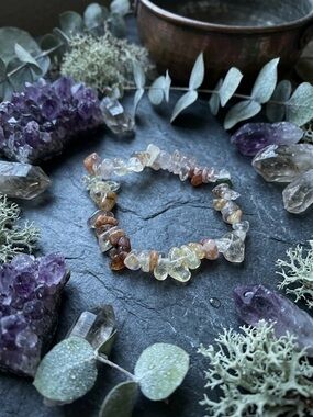 Hand Crafted Mixed Quartz Chip Bracelet